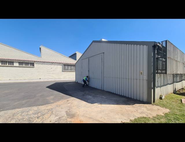 1,024M² WAREHOUSE TO LET IN BOKSBURG EAST